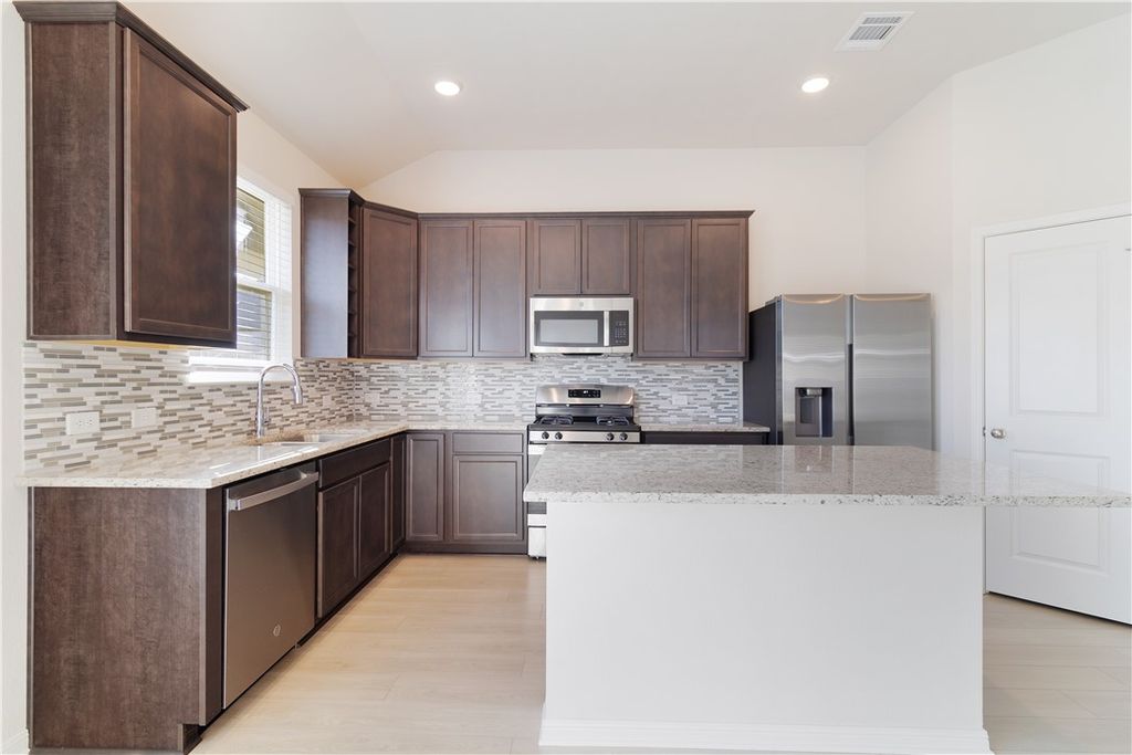 6210 Pocono Drive, College Station, TX 77845 — photo 5