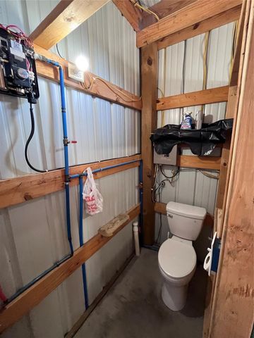 368 Treasure Beach, Comanche, TX 76442