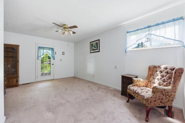 1000 Hill Crest Road, Hixson, TN 37343