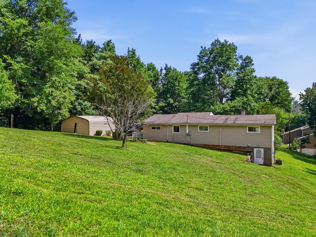 1000 Hill Crest Road, Hixson, TN 37343