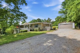 1000 Hill Crest Road, Hixson, TN 37343