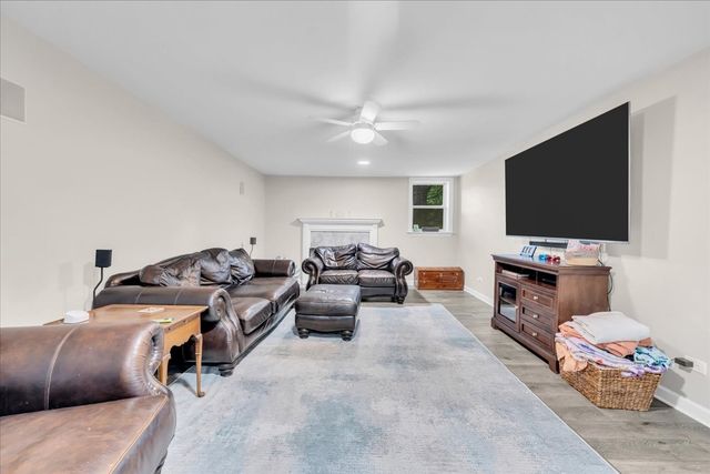 311 Mayfield Dr, Smyrna, TN 37167