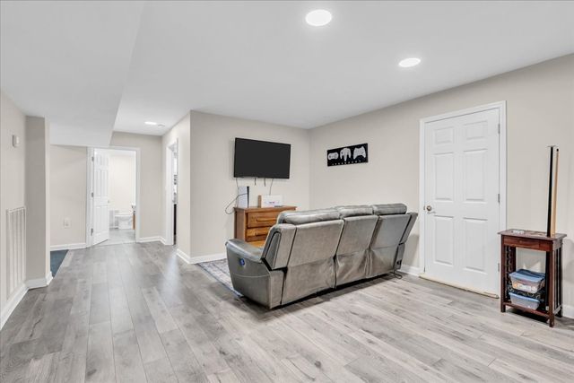 311 Mayfield Dr, Smyrna, TN 37167