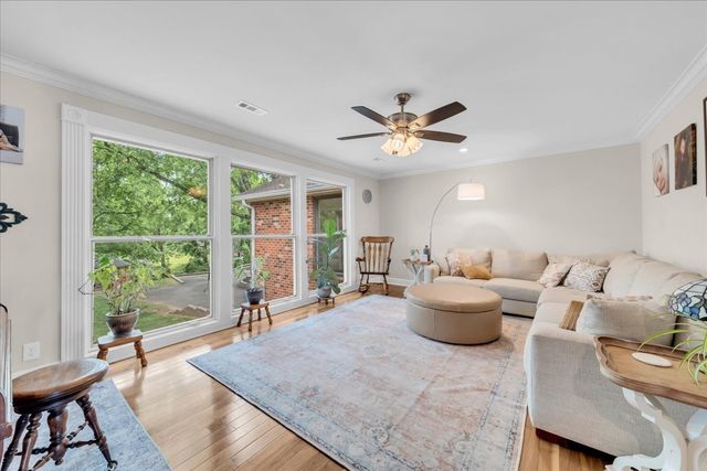 311 Mayfield Dr, Smyrna, TN 37167