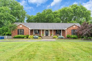 311 Mayfield Dr, Smyrna, TN 37167