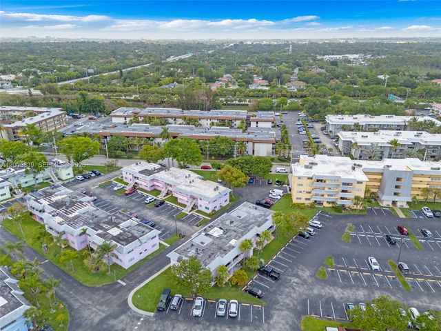 7560 SW 82nd St G112, Miami, FL 33143