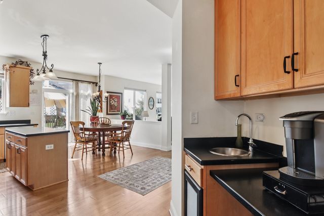 593 W Hamlin Lane, Round Lake, IL 60073