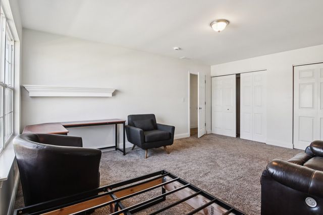 593 W Hamlin Lane, Round Lake, IL 60073