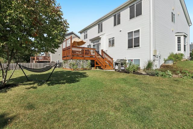 593 W Hamlin Lane, Round Lake, IL 60073