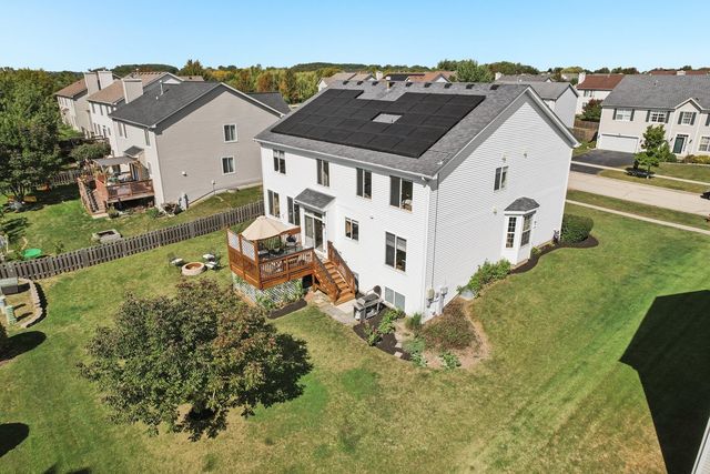 593 W Hamlin Lane, Round Lake, IL 60073