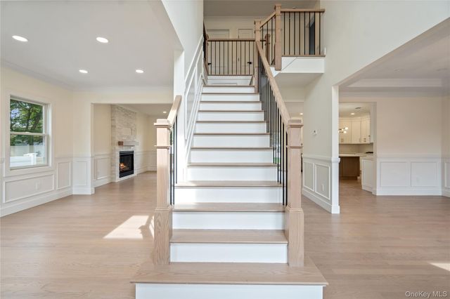 5A Steuben Drive, Jericho, NY 11753