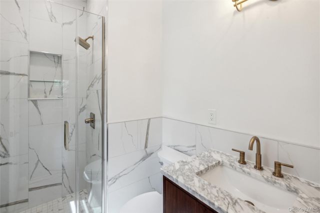 5A Steuben Drive, Jericho, NY 11753