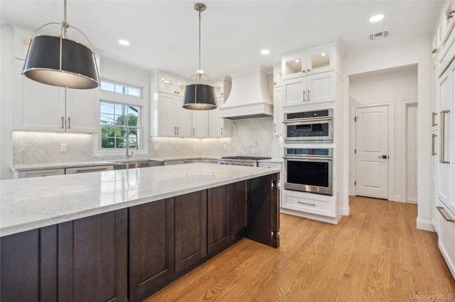 5A Steuben Drive, Jericho, NY 11753