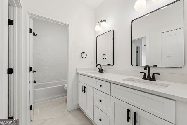 5676 MEADOW VIEW Drive, Jefferson, GA 30549