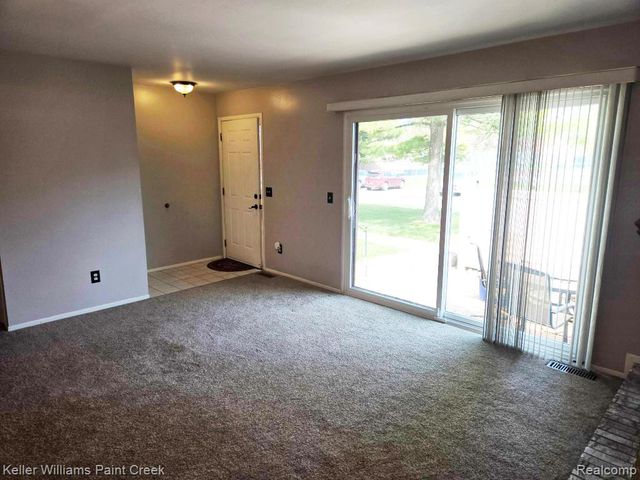 38565 Golfview Drive, Clinton Township, MI 48038