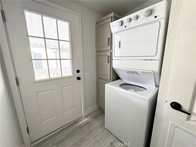 2717 Arrow Highway 158, La Verne, CA 91750