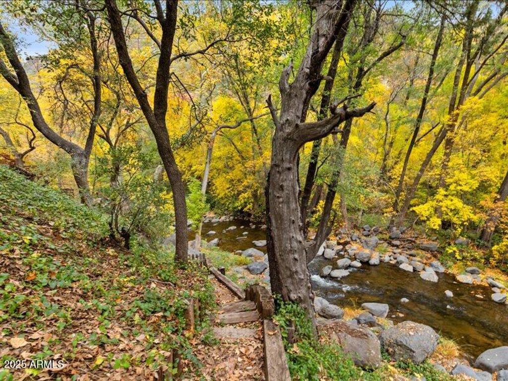 Image 32 of property listing at 4426 N State Route 89A Highway 9, Sedona, AZ 86336