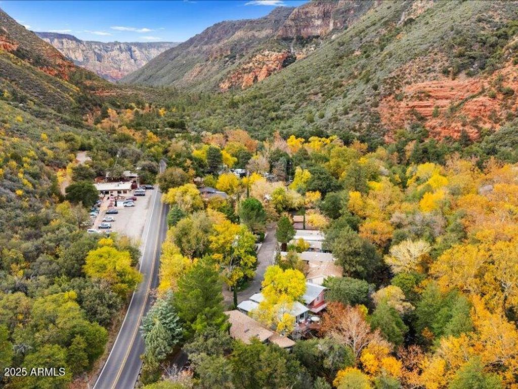 Image 37 of property listing at 4426 N State Route 89A Highway 9, Sedona, AZ 86336