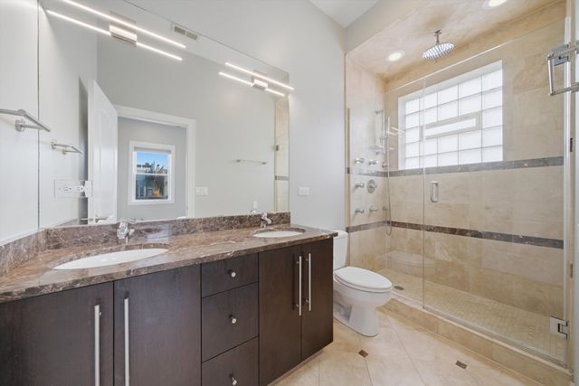 2330 N Hamilton Avenue 3, Chicago, IL 60647