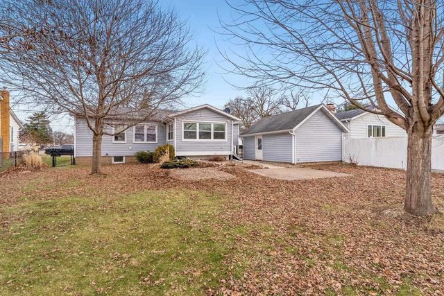 139 N Stewart St Street, Geneseo, IL 61254