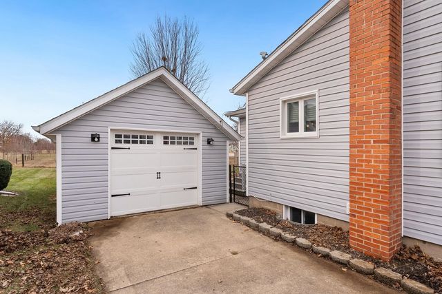 139 N Stewart St Street, Geneseo, IL 61254