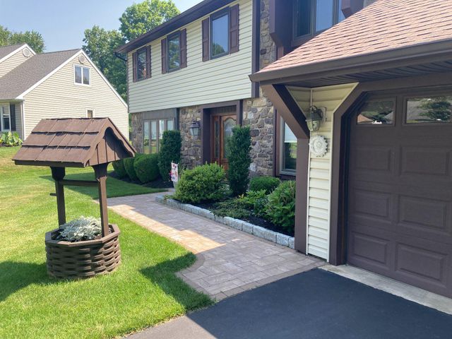 20 AVERSTONE CT, Southampton, PA 18966