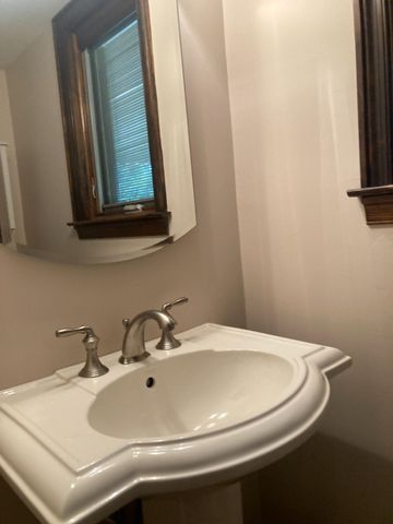 20 AVERSTONE CT, Southampton, PA 18966
