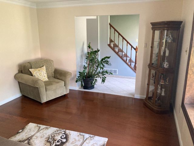20 AVERSTONE CT, Southampton, PA 18966