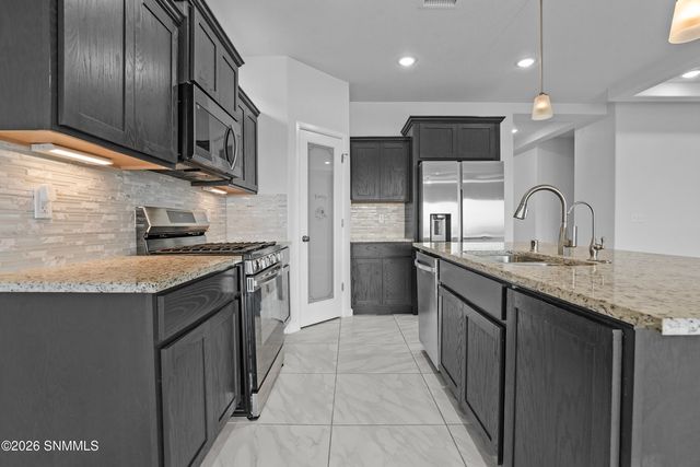 812 Magnolia Park Street, Santa Teresa, NM 88008