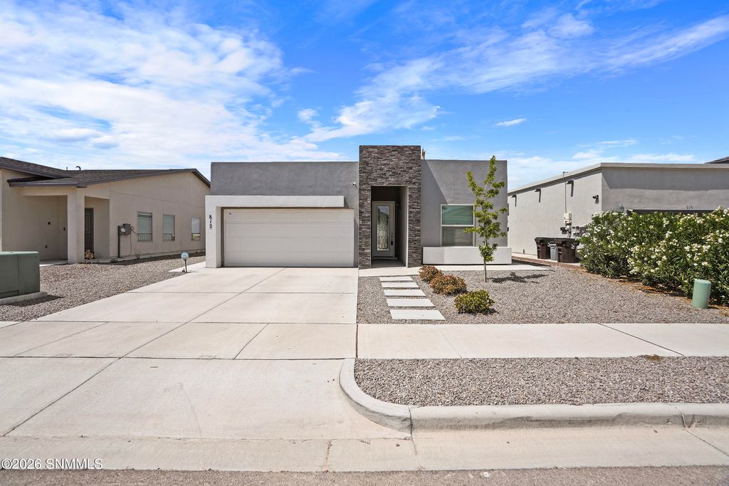 812 Magnolia Park Street, Santa Teresa, NM 88008