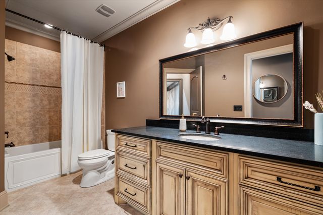 517 Excalibur Ct, Franklin, TN 37067