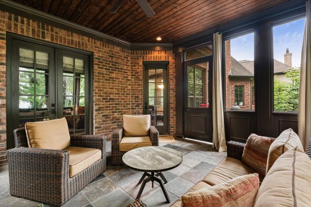 517 Excalibur Ct, Franklin, TN 37067