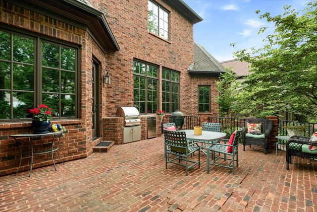 517 Excalibur Ct, Franklin, TN 37067