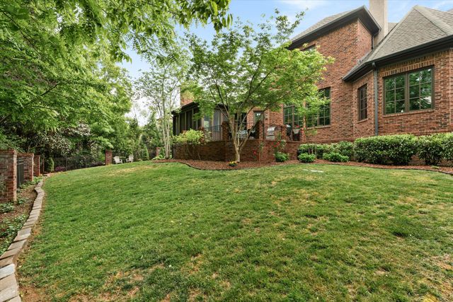 517 Excalibur Ct, Franklin, TN 37067