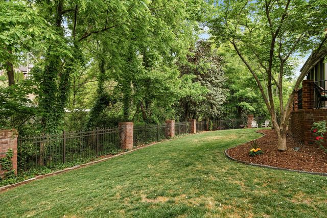 517 Excalibur Ct, Franklin, TN 37067