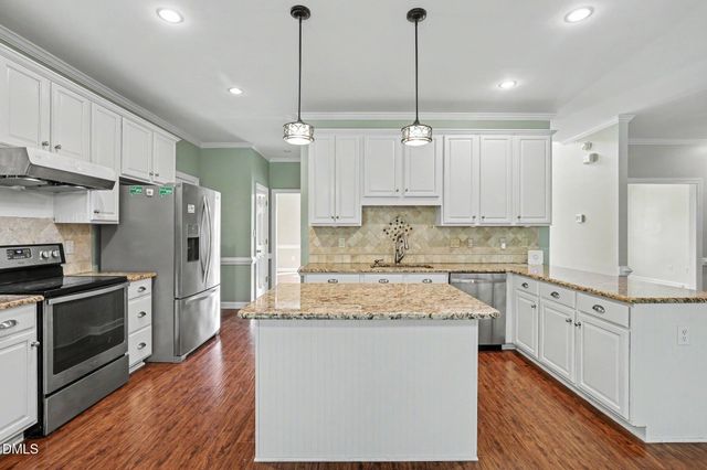 3704 Highland Creek Drive, Apex, NC 27539