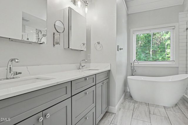 3704 Highland Creek Drive, Apex, NC 27539