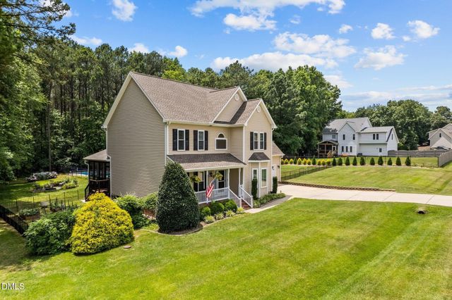 3704 Highland Creek Drive, Apex, NC 27539