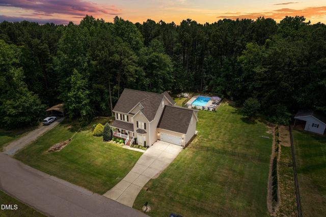 3704 Highland Creek Drive, Apex, NC 27539