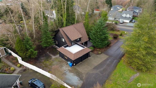 1110 15th Avenue SW, Puyallup, WA 98371