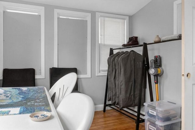 17 Moon St, Southbridge, MA 01550