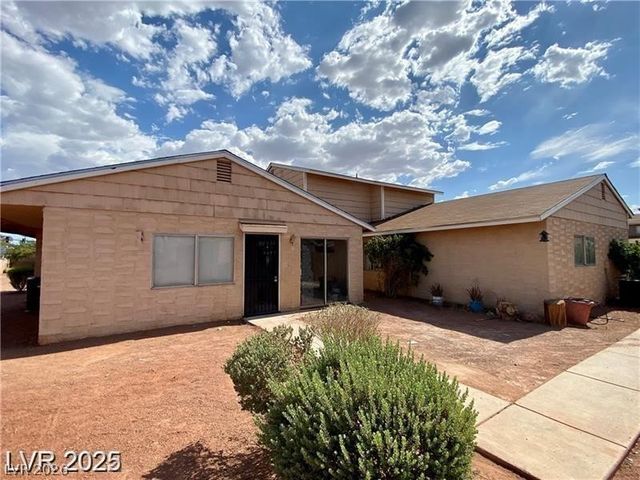 5238 Garden Lane, Las Vegas, NV 89119