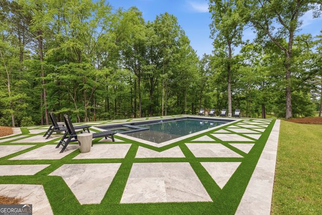 1051 Oliver Creek, Greensboro, GA 30642