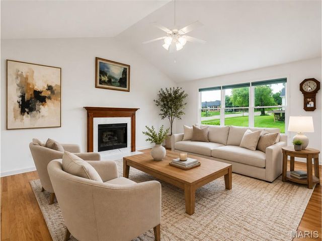 3337 Carriage Crossing, St Charles, MO 63301