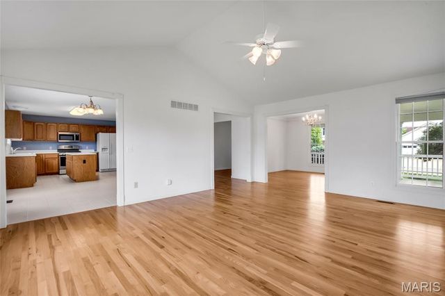 3337 Carriage Crossing, St Charles, MO 63301