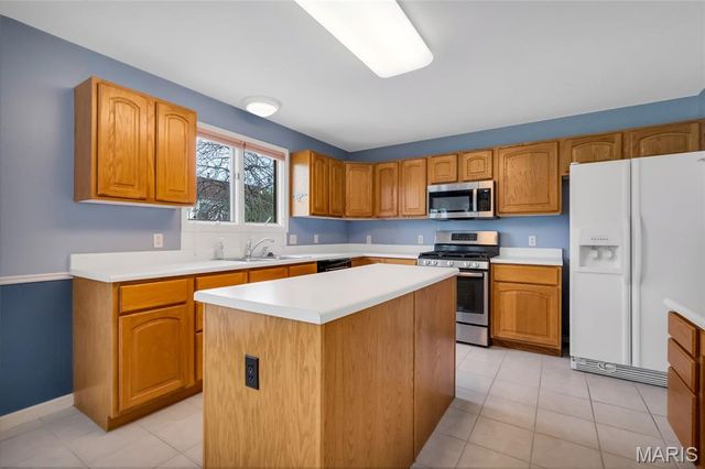3337 Carriage Crossing, St Charles, MO 63301