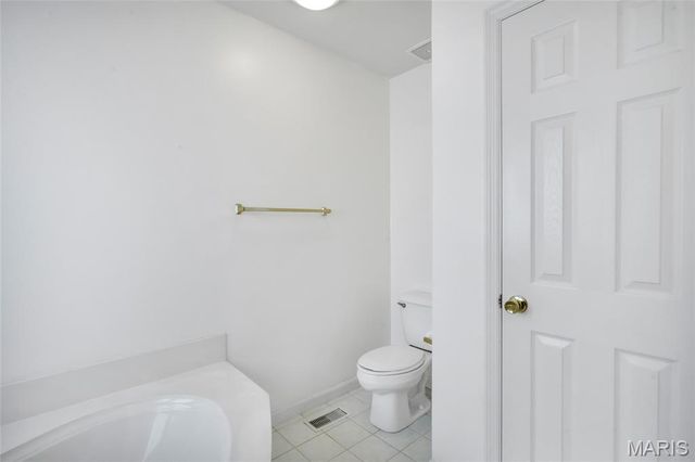 3337 Carriage Crossing, St Charles, MO 63301