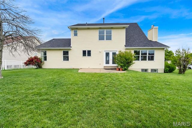 3337 Carriage Crossing, St Charles, MO 63301