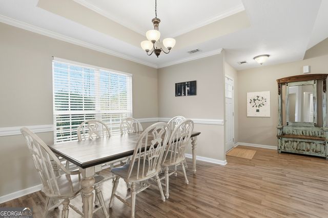 208 Sandalwood Circle, Statesboro, GA 30458