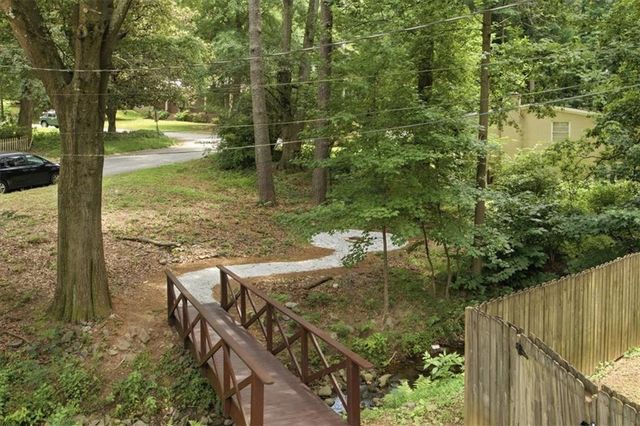 3424 Shawnee Trail SE, Smyrna, GA 30080